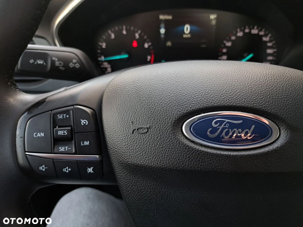 Ford Focus 1.0 EcoBoost Titanium - 21