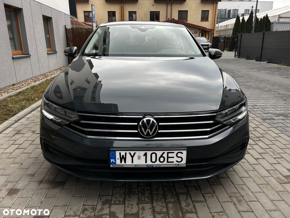 Volkswagen Passat - 3