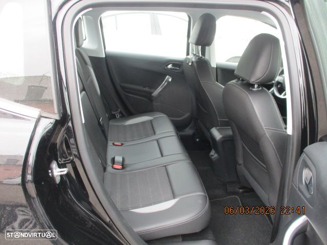 Peugeot 2008 PureTech 110 Stop&Start Active - 8