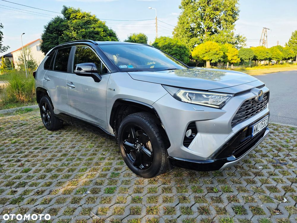 Toyota RAV4 Hybrid Selection 4x2 - 8