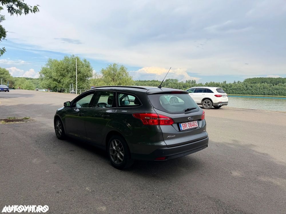 Ford Focus 1.0 EcoBoost Active - 3
