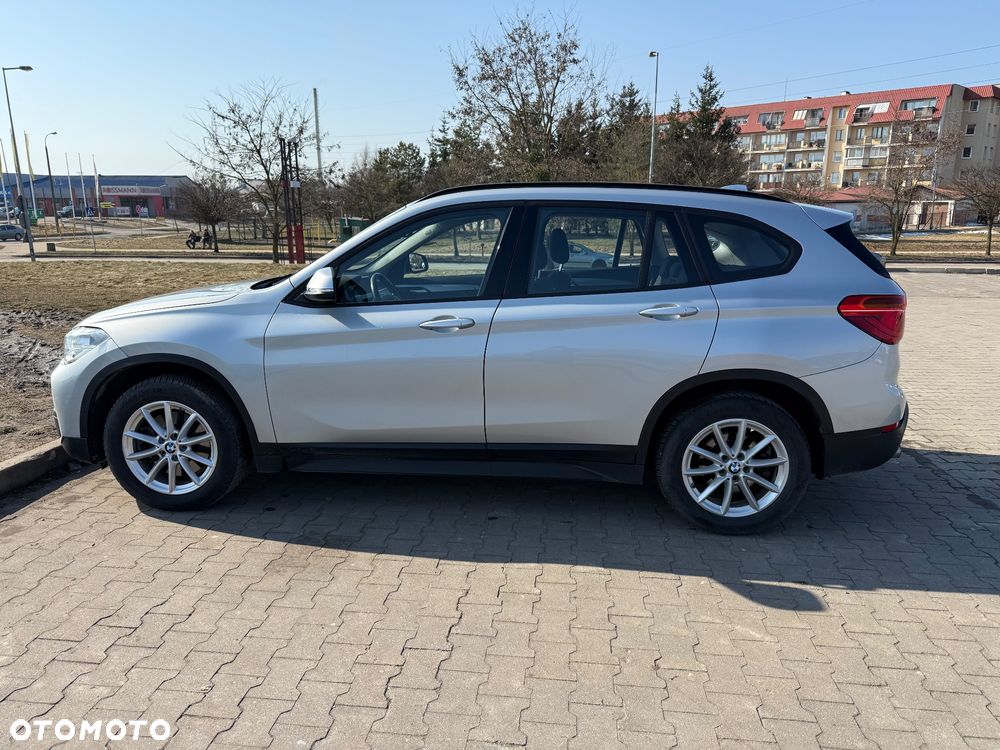 BMW X1 xDrive20d Advantage - 4