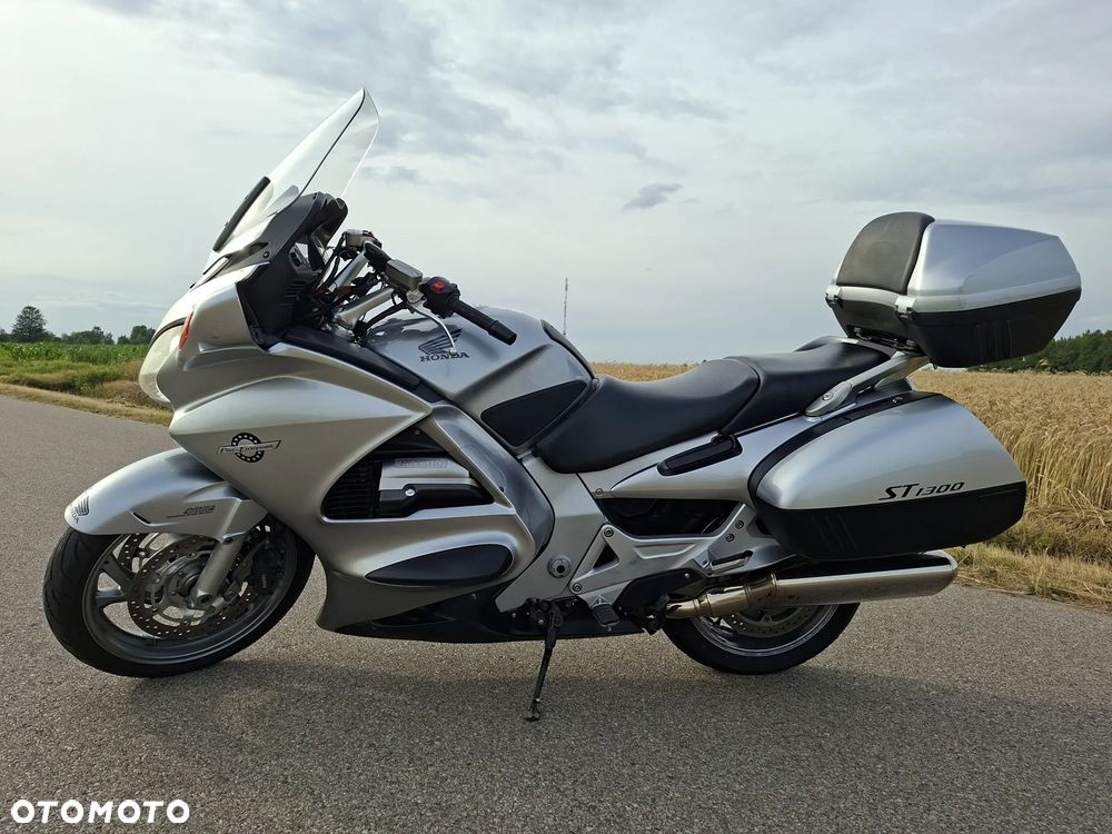 Honda ST - 6
