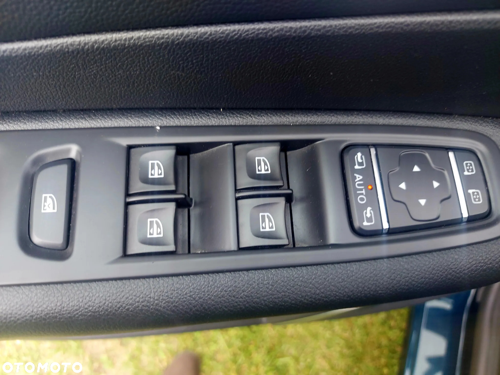 Renault Captur TCe 130 GPF INTENS - 14