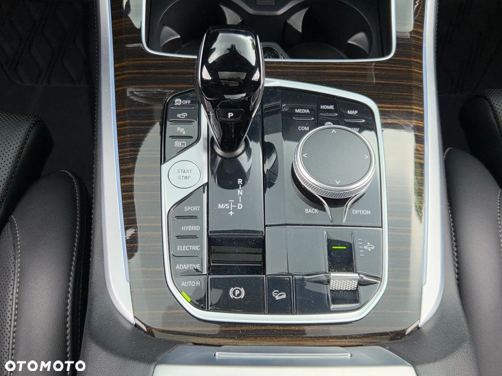 BMW X5 xDrive45e - 17