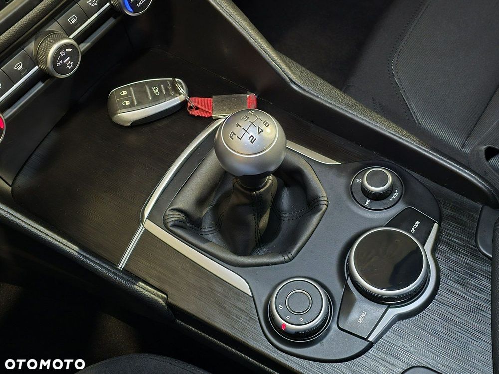 Alfa Romeo Giulia - 29