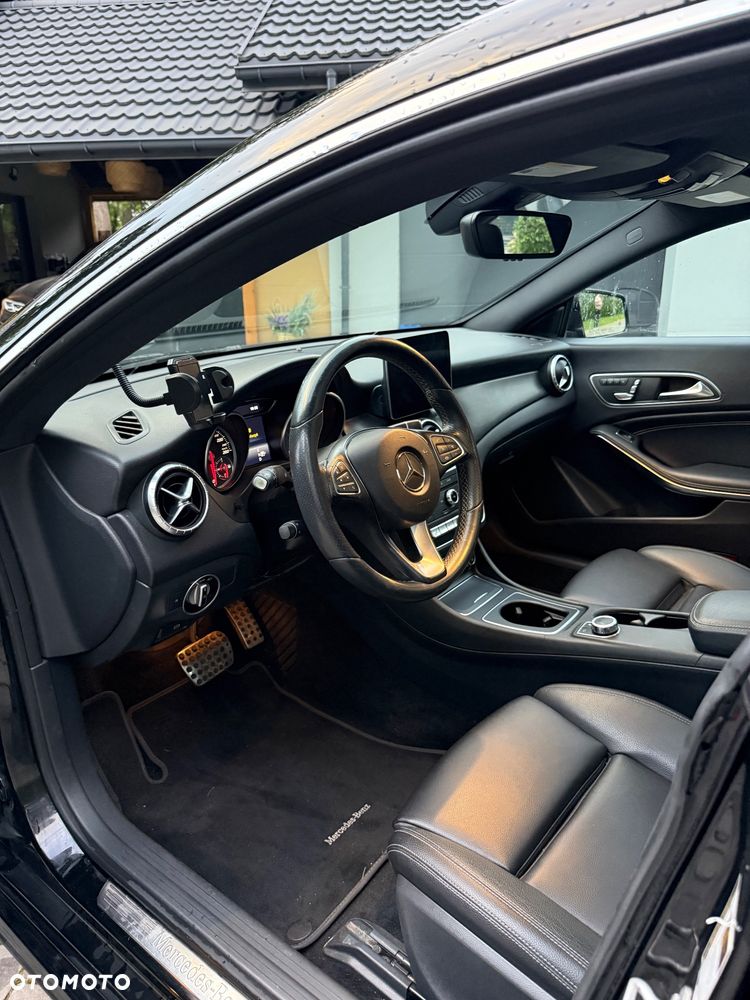 Mercedes-Benz CLA 250 Sport 4-Matic - 11