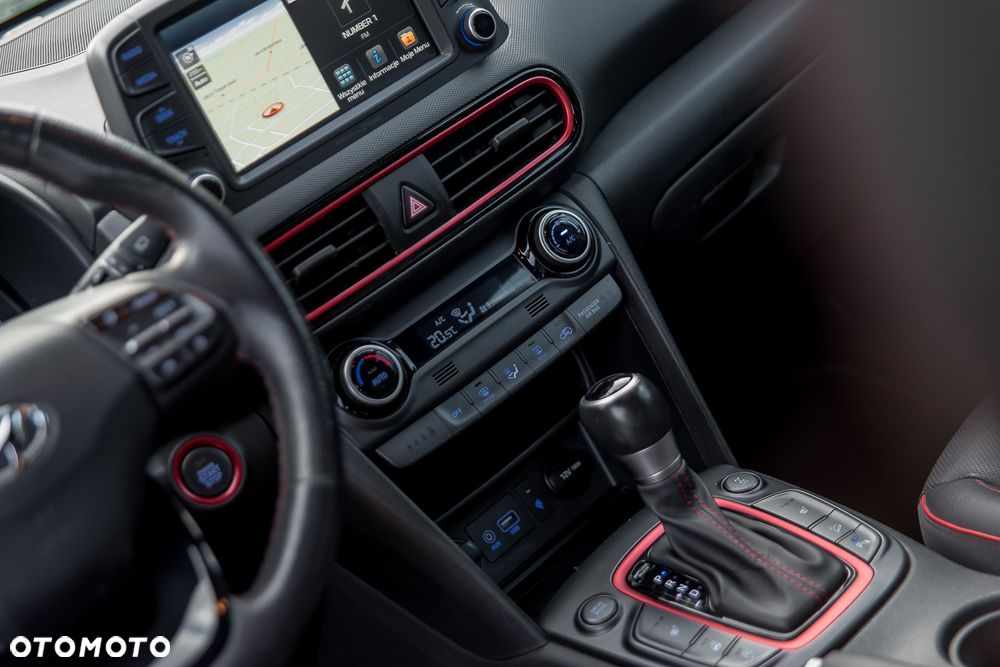 Hyundai Kona 1.6 T-GDI Premium 4WD DCT - 17