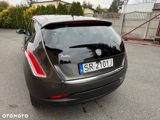 Lancia Delta 1.4 T-Jet 16v Argento - 4