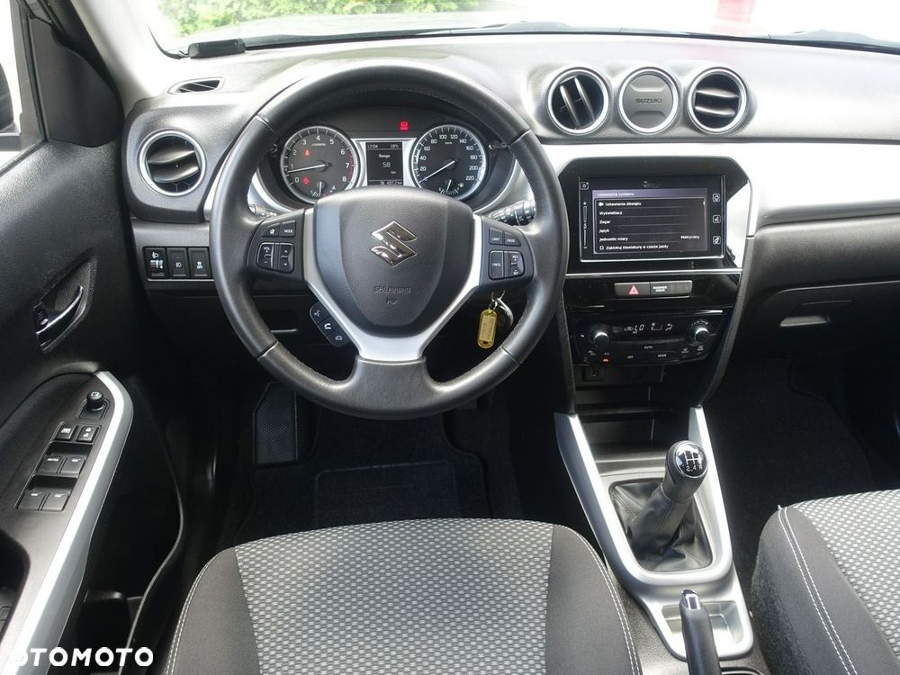 Suzuki Vitara 1.6 Premium 2WD - 10