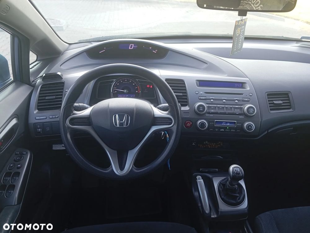 Honda Civic 1.8 Base - 7