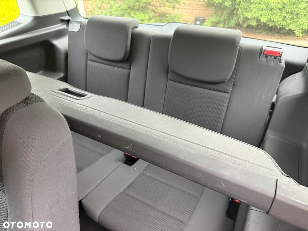 Volkswagen Touran 1.6 TDI DPF BlueMot Comfortline - 33