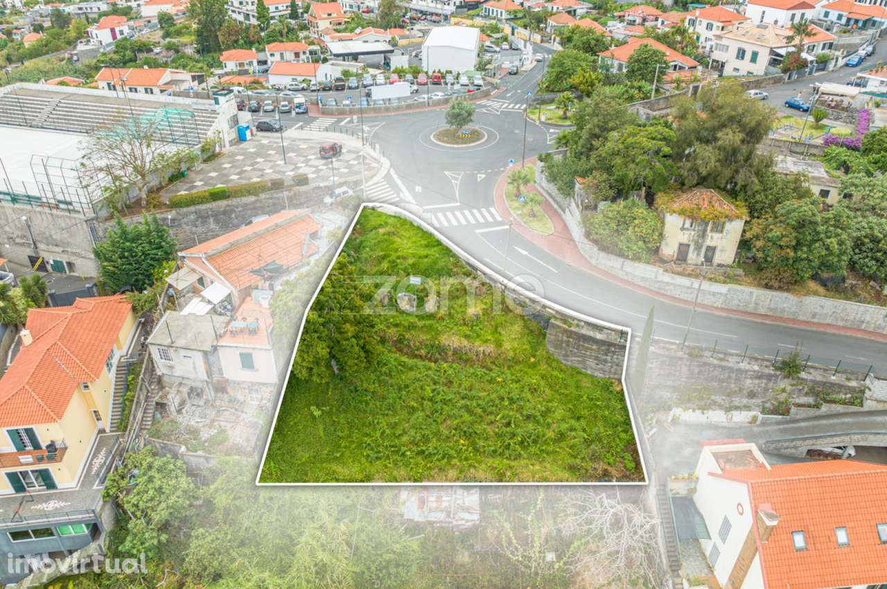 Terreno Urbano localizado em São Roque- Funchal - Grande imagem: 5/19