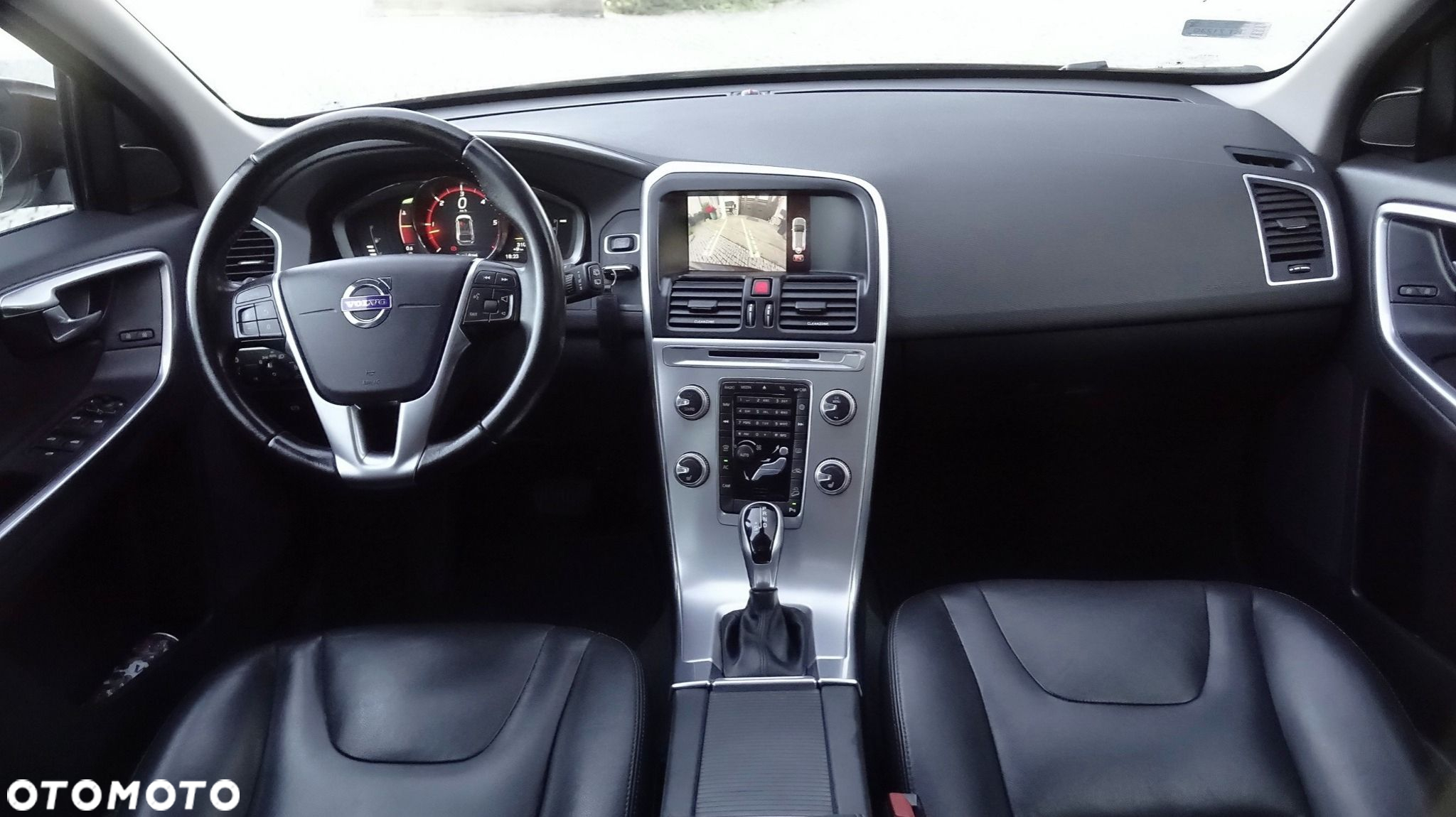 Volvo XC 60 - 6