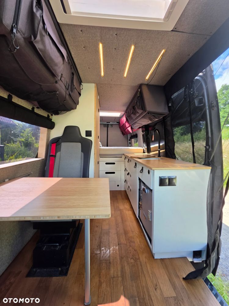 Mercedes-Benz Sprinter 906.211 - 23