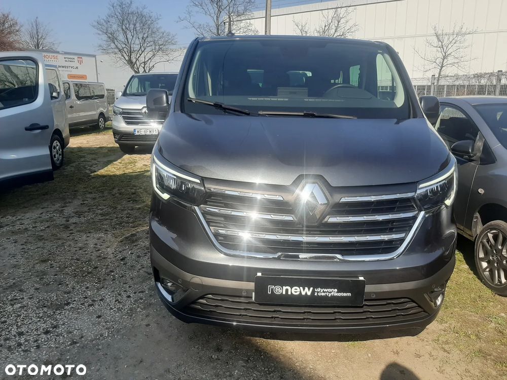 Renault Trafic 2.0 dCi - 23