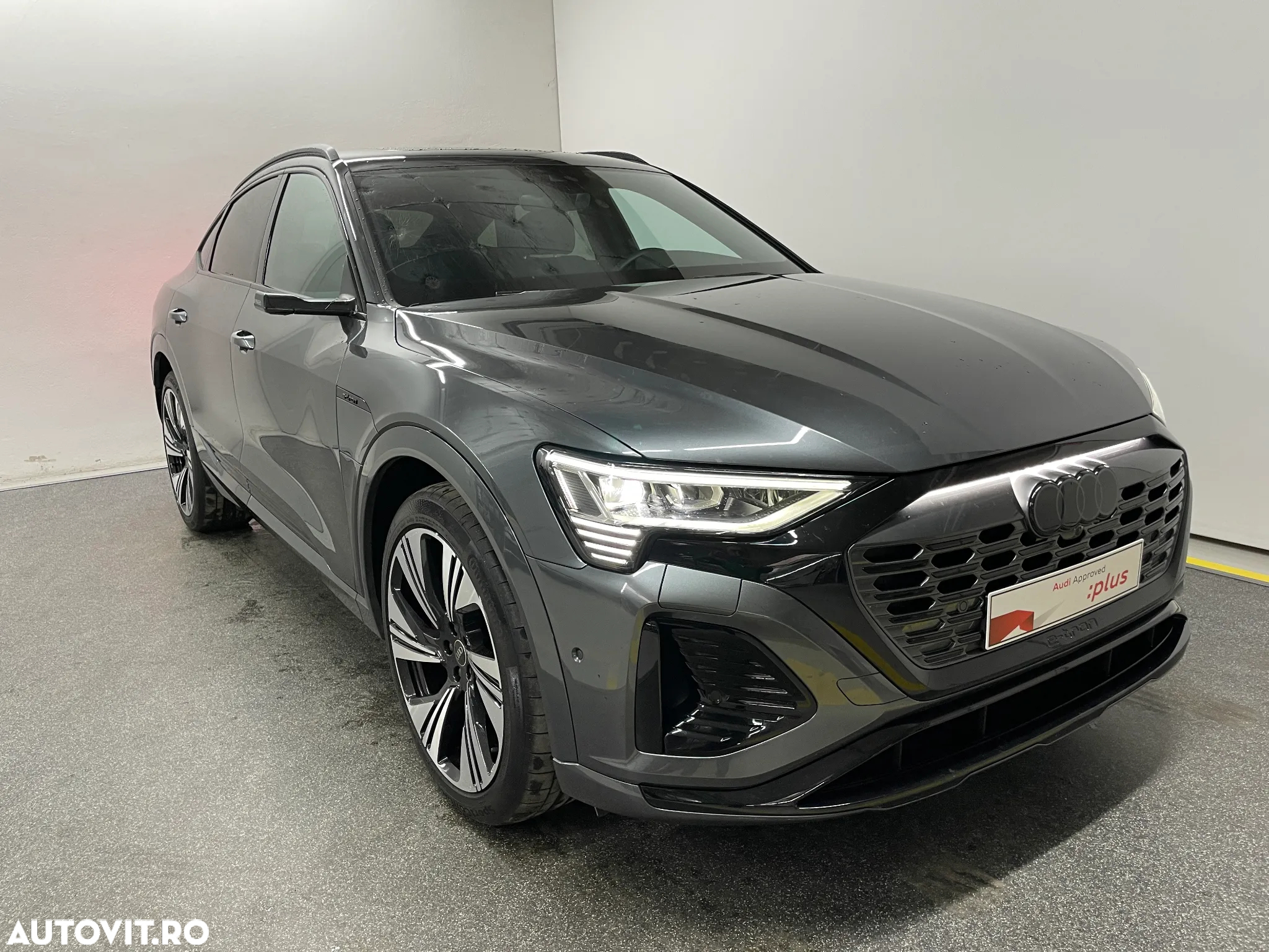 Audi Q8 - 7
