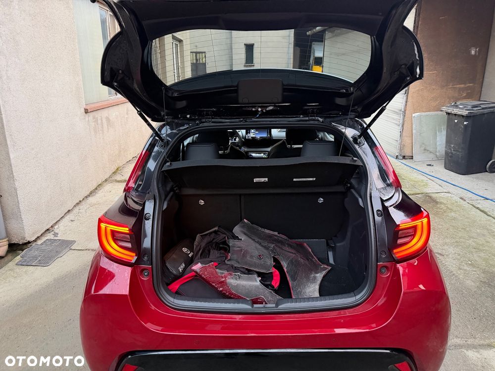 Toyota Yaris 1.5 VVT-i Style - 27