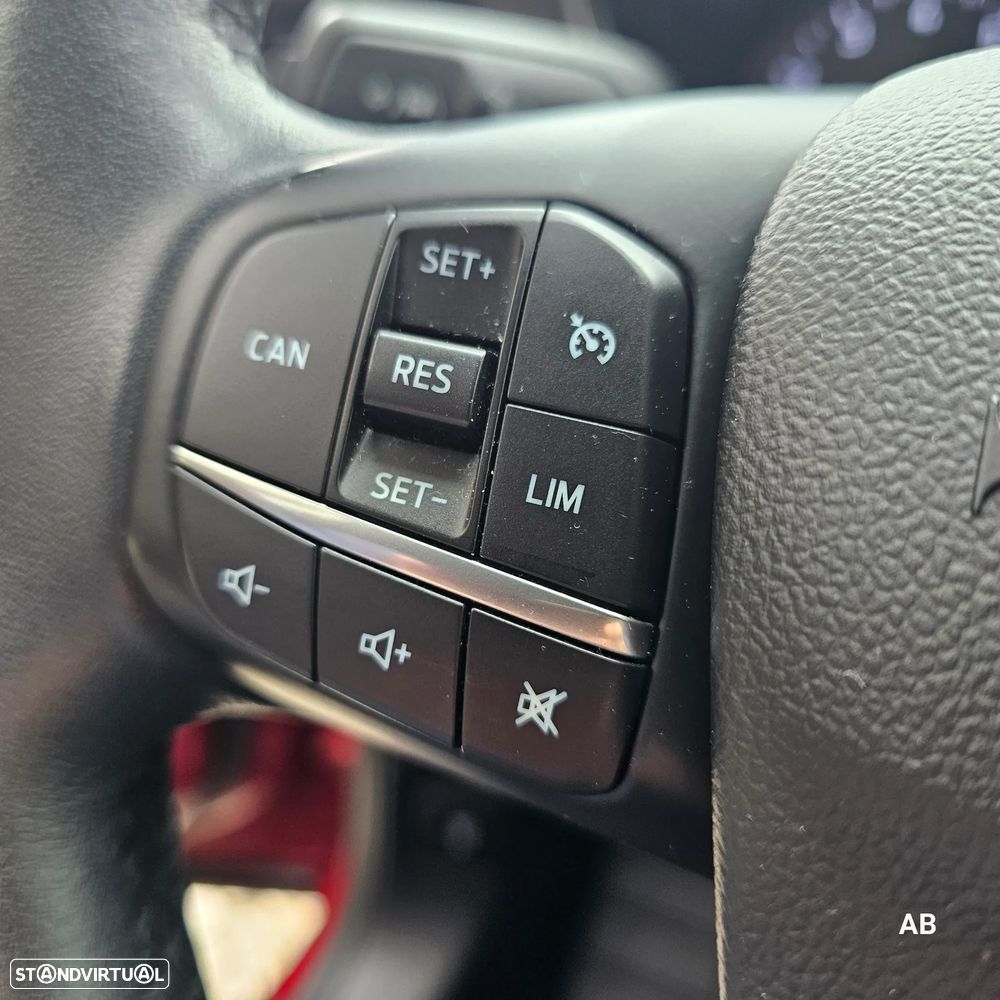 Ford Focus 1.0 EcoBoost Active - 20