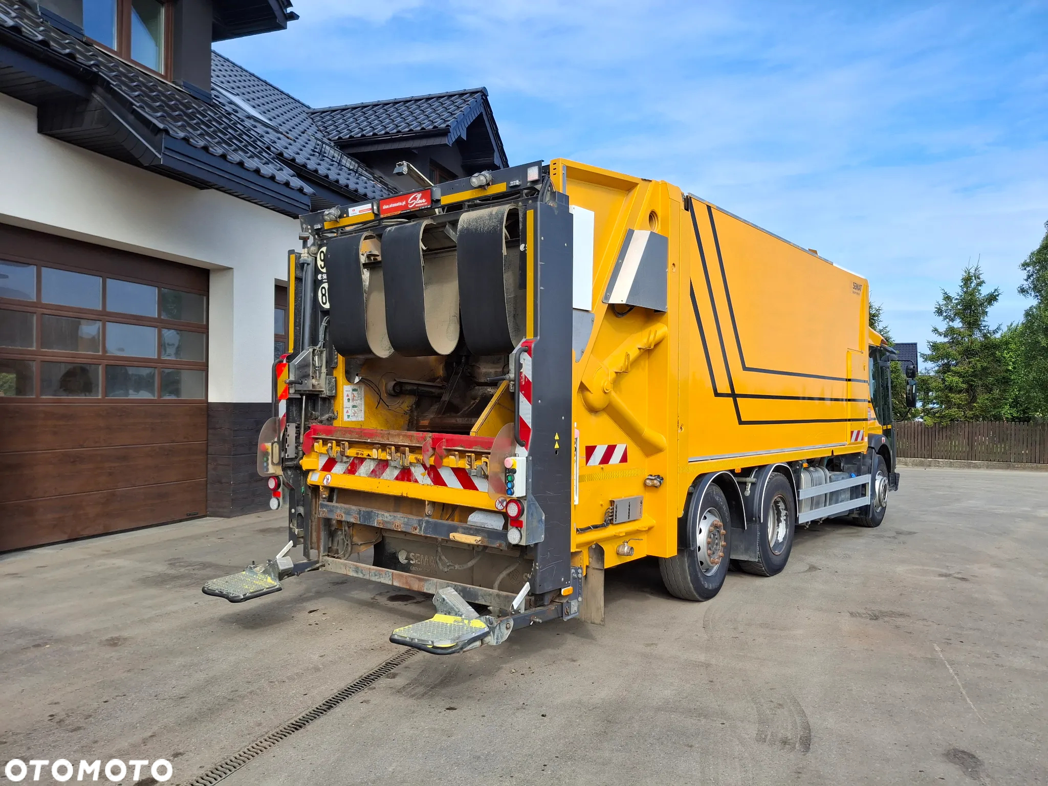 Renault Trucks D-Acces Śmieciarka Dwukomorowa Semat Zoeller Euro 6 2020r Odpady Segregacja 2 Komory 3 Osie - 4