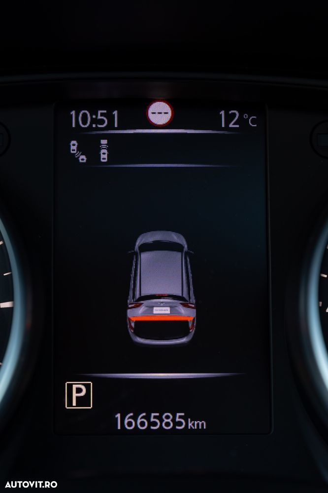 Nissan Qashqai 1.6 DCI Start/Stop X-TRONIC Tekna - 23