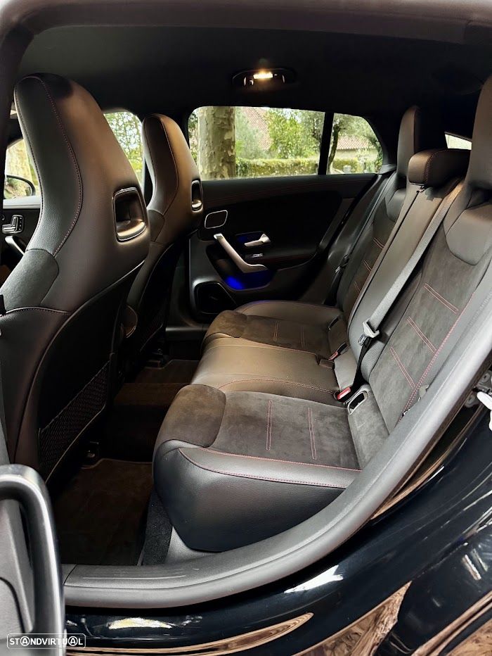 Mercedes-Benz CLA 250 e 8G-DCT AMG Line - 16