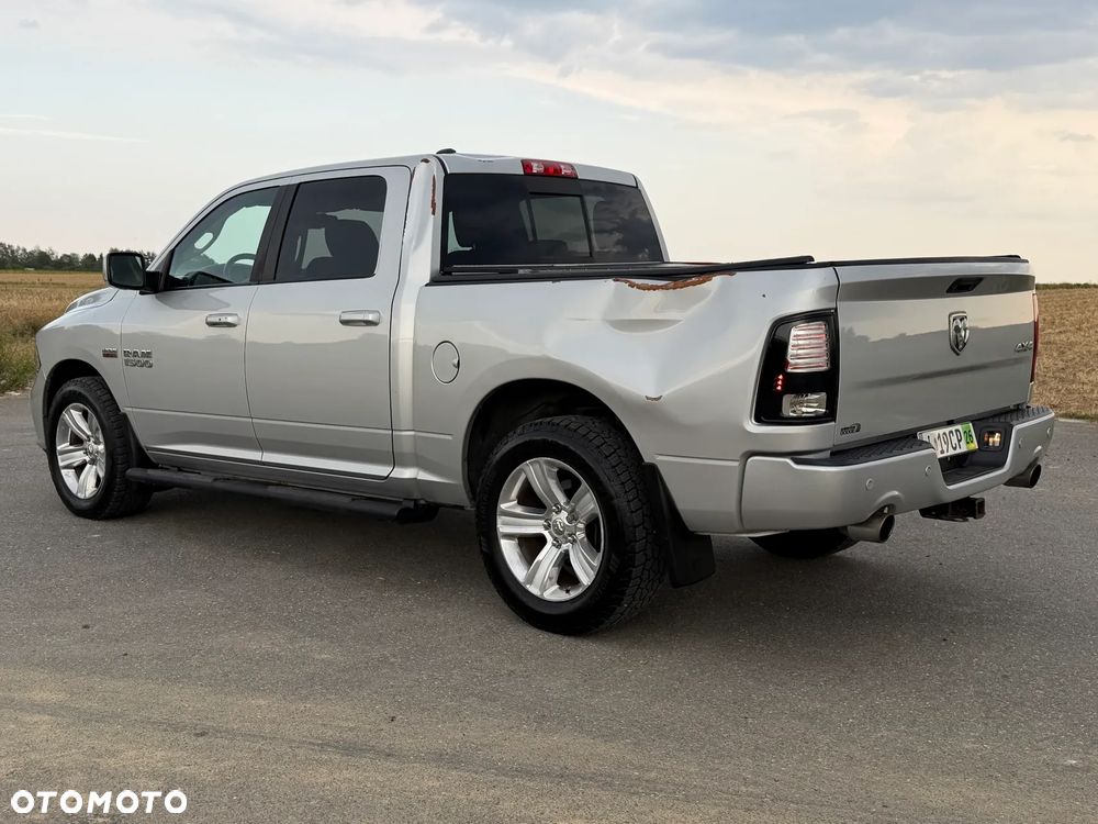 Dodge RAM 5.7 4x4 - 5
