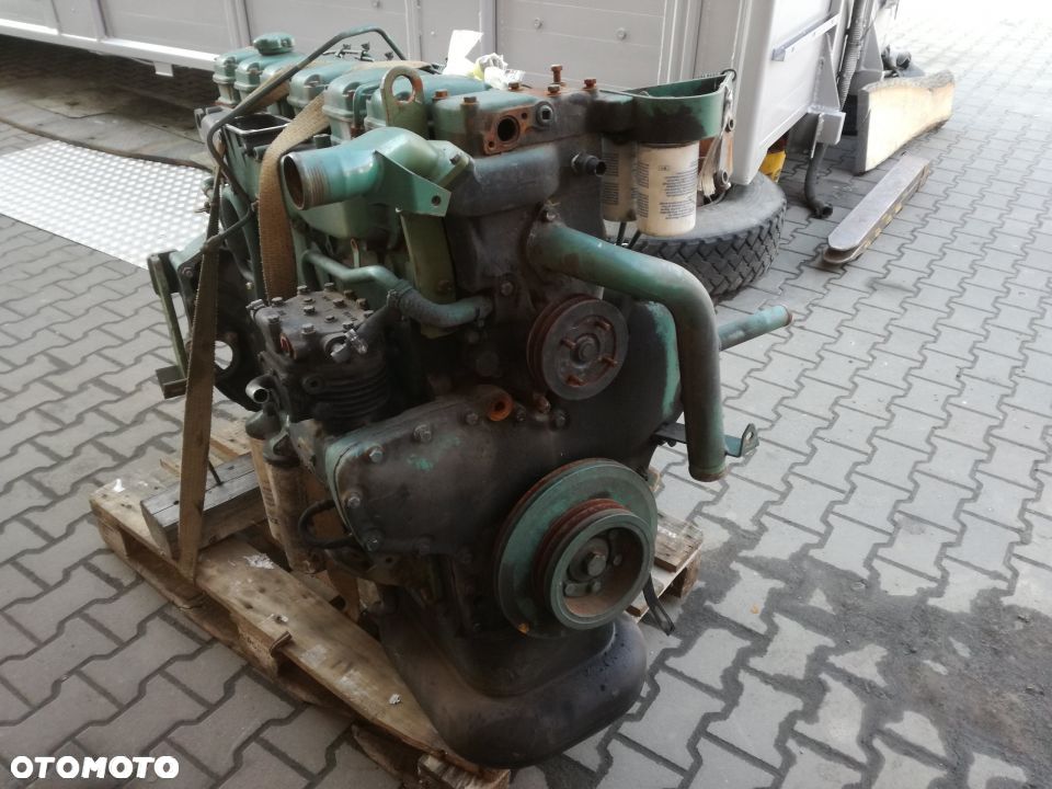 SILNIK  SŁUPEK VOLVO FL  TD101G - 2