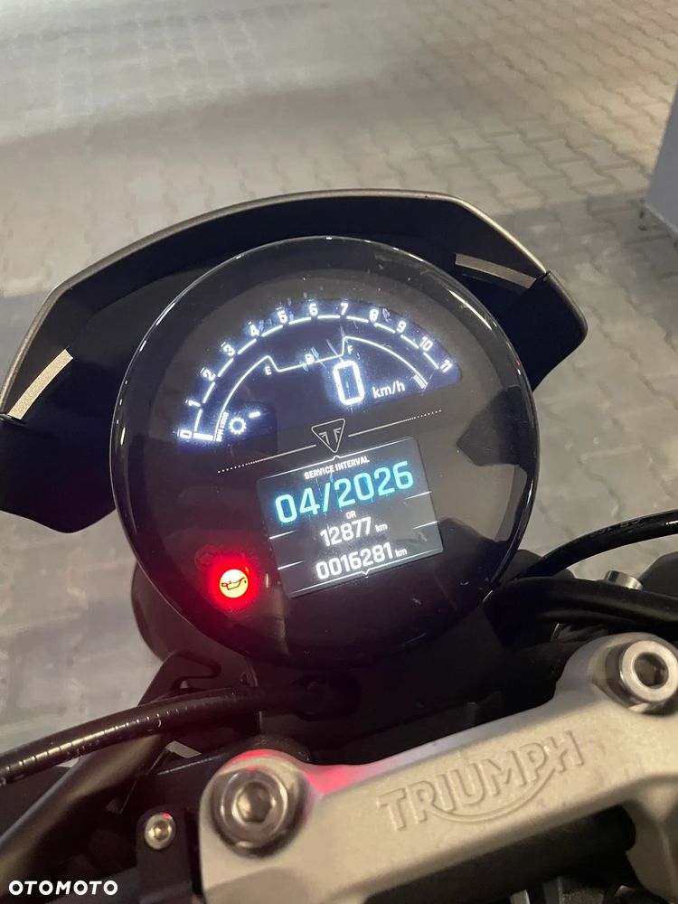 Triumph Trident - 8