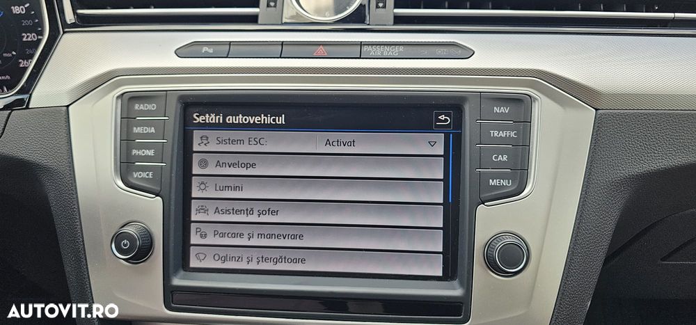 Volkswagen Passat 2.0 TDI DSG Comfortline - 8