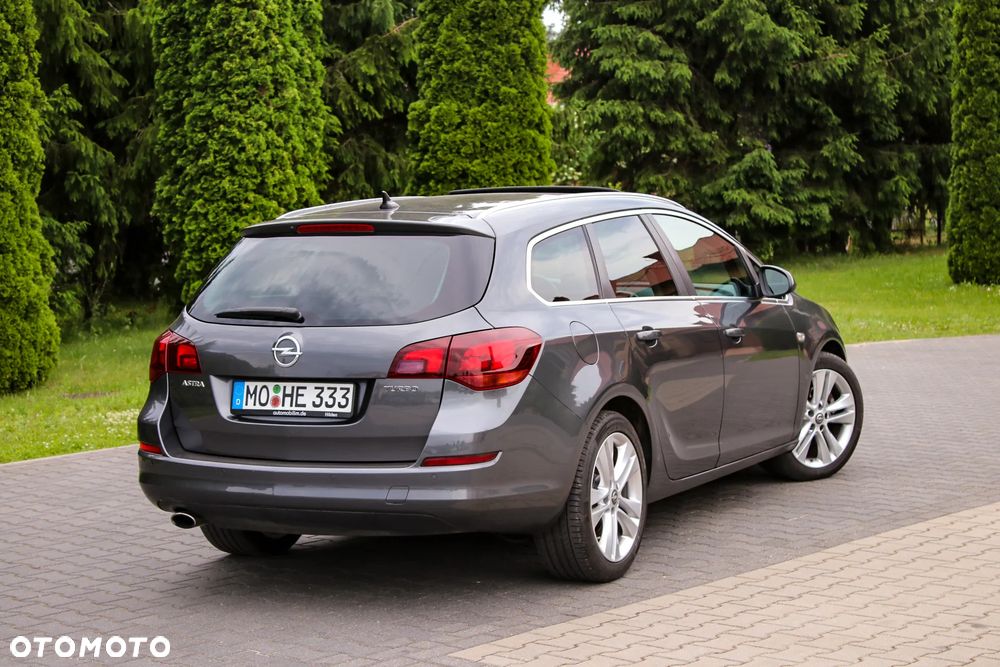 Opel Astra 1.6 Turbo Automatik Cosmo - 7