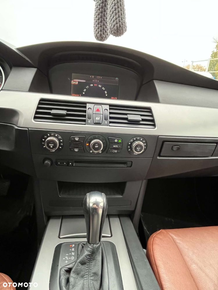 BMW Seria 5 - 8