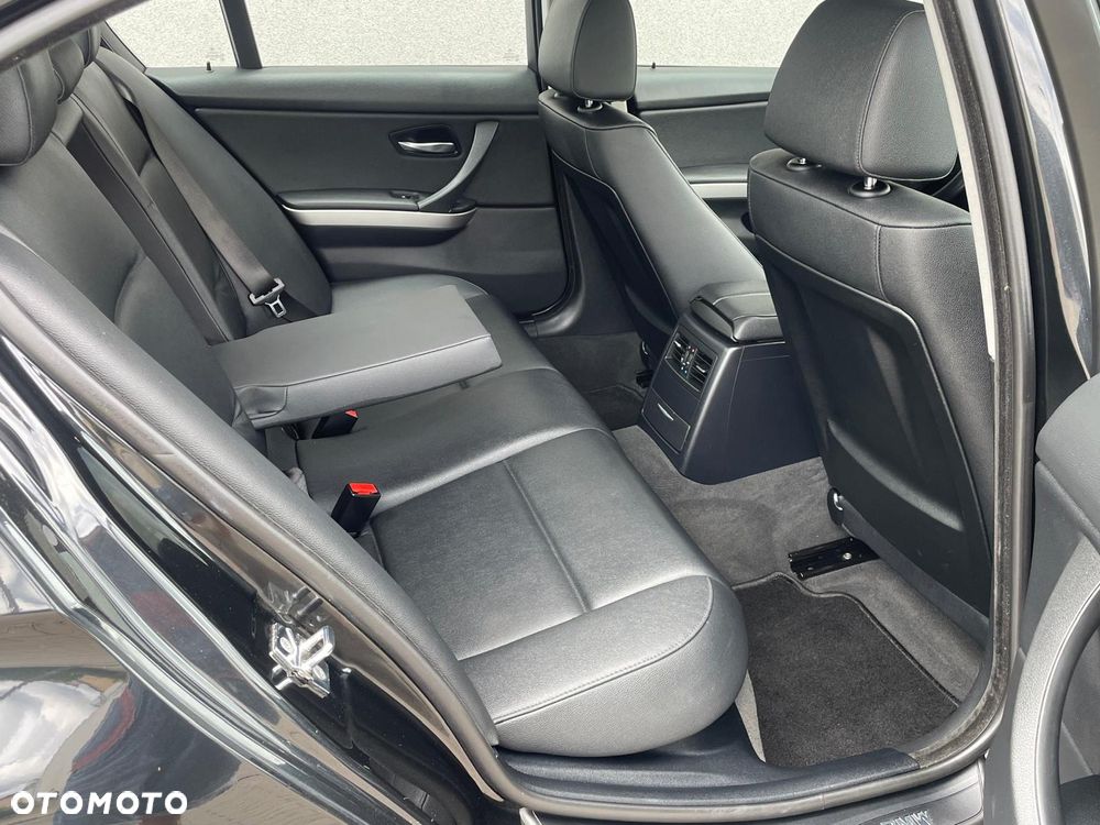 BMW Seria 3 - 23