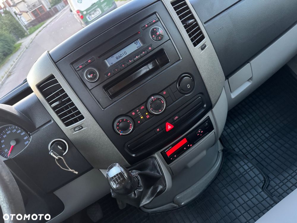 Volkswagen Crafter - 8