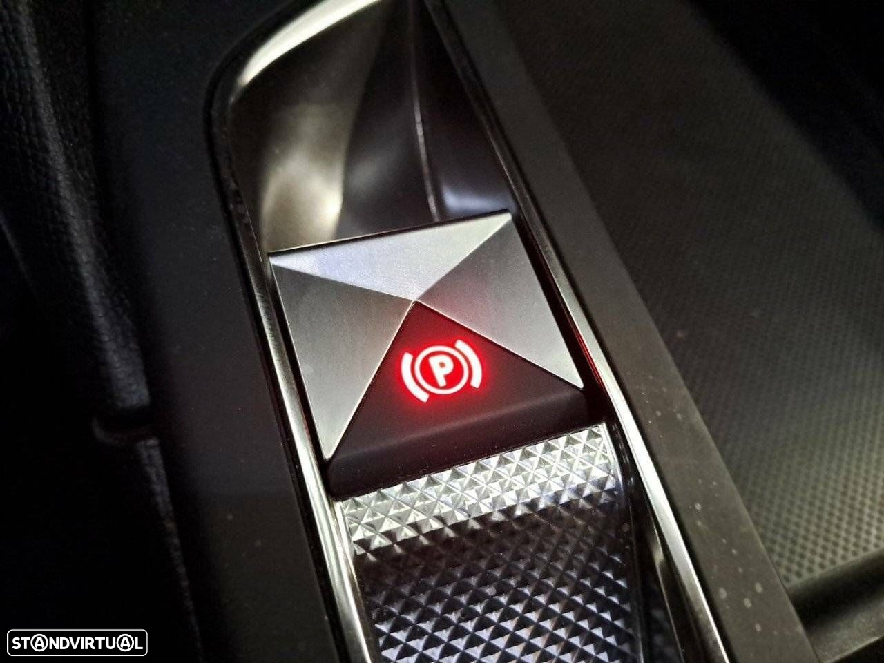 DS DS3 1.2 PureTech Performance Line - 24