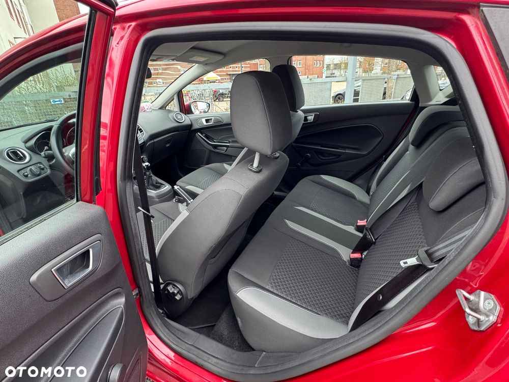 Ford Fiesta - 17