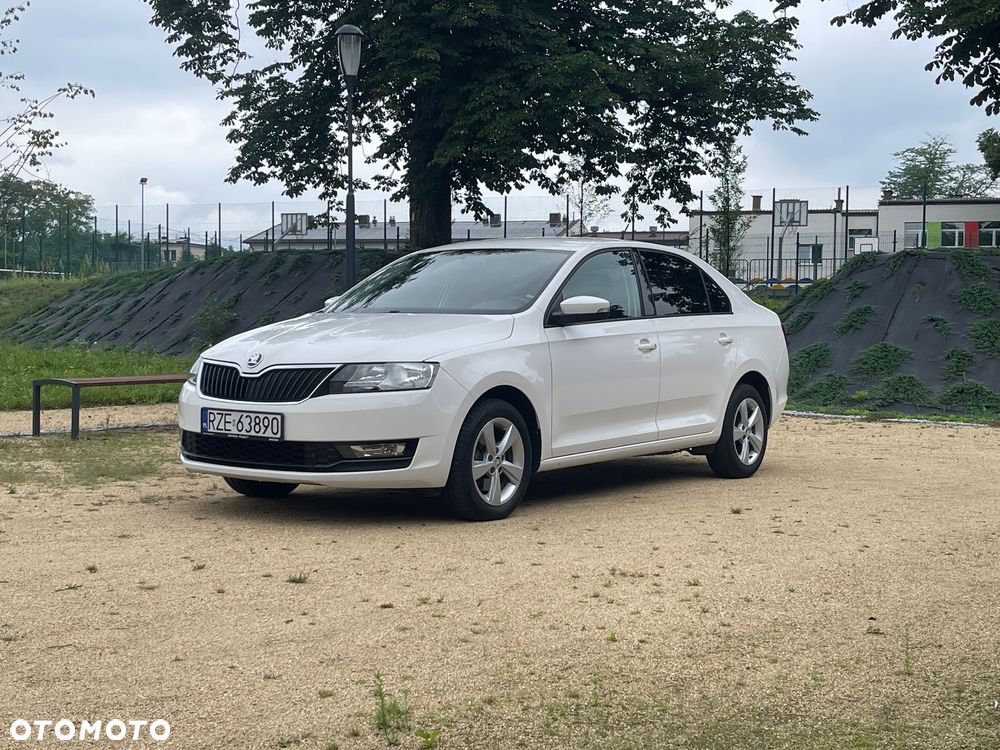 Skoda RAPID 1.0 TSI Ambition - 2