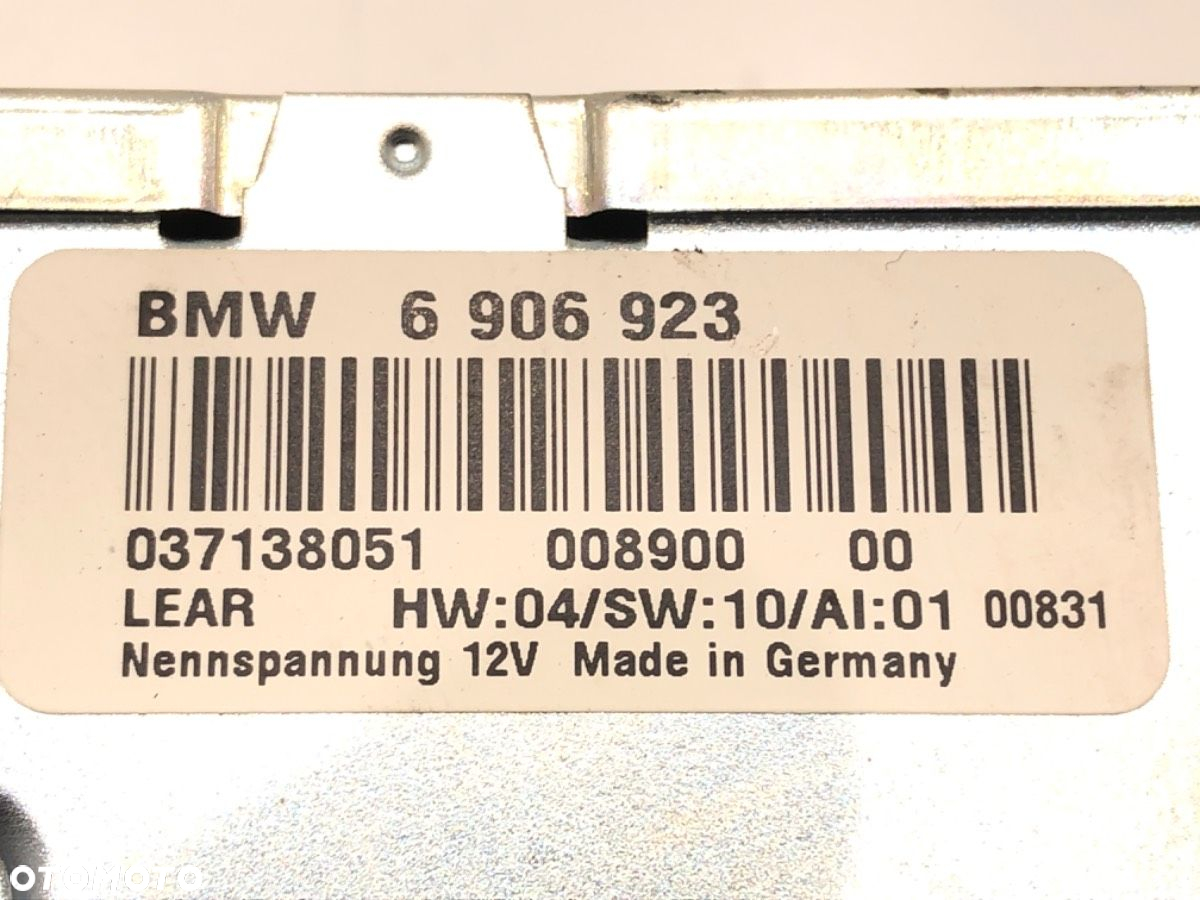 WZMACNIACZ RADIA VIDEO TV - 99.00 PLN - BMW 5 Touring (E39) 1996 - 2004 530 d 135 kW [184 KM] olej - 4