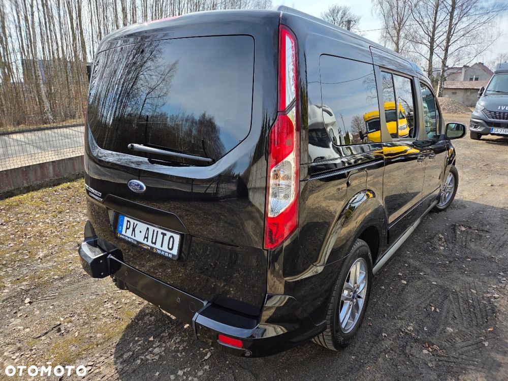 Ford Tourneo Connect Grand - 40