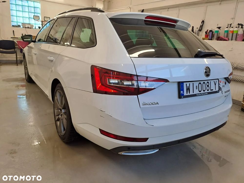 Skoda Superb 2.0 TDI 4x4 Sportline DSG - 15