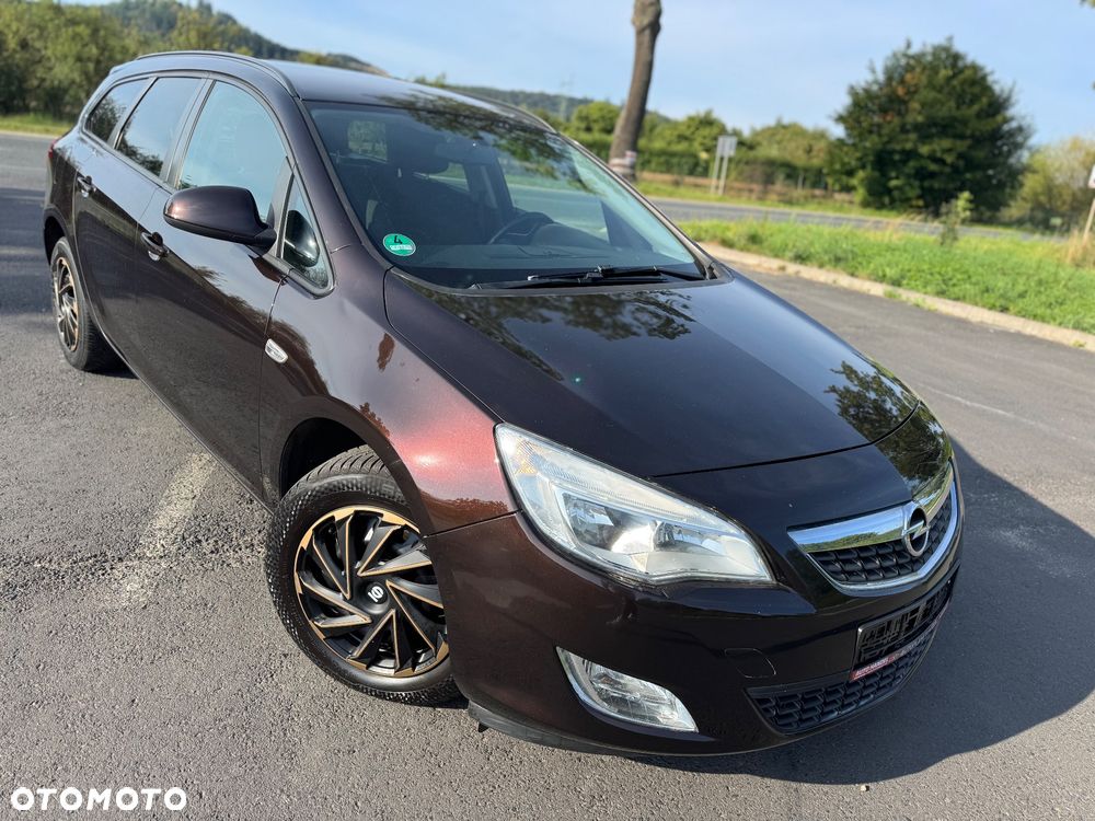 Opel Astra 1.4 Turbo Sports Tourer - 1