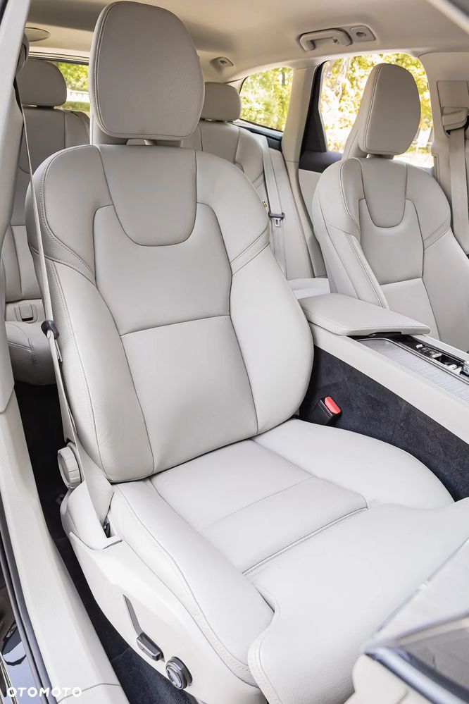 Volvo XC 60 B4 B Inscription - 34