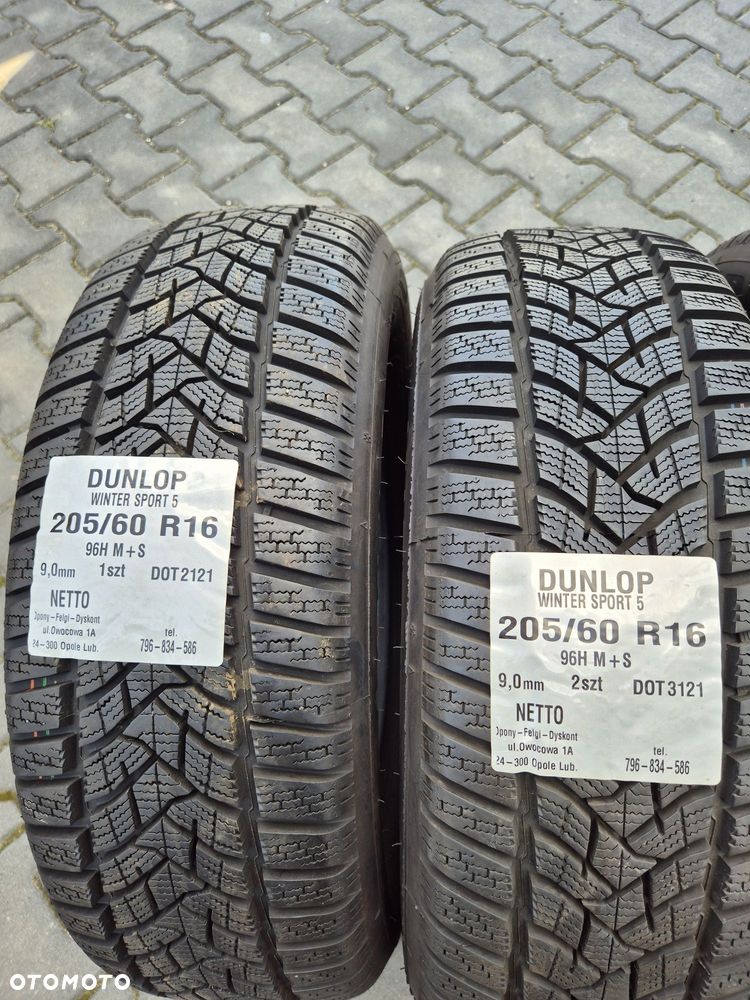Opony Dunlop 205 60 R16 - 2