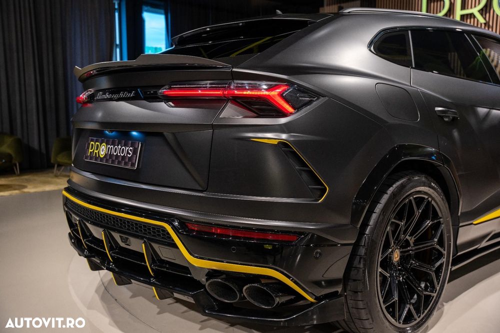 Lamborghini URUS - 20