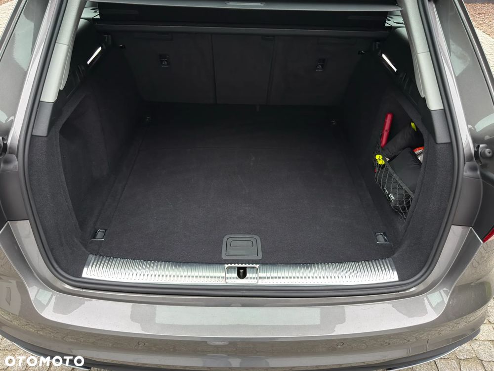 Audi A4 Avant 35 TFSI mHEV S tronic - 23