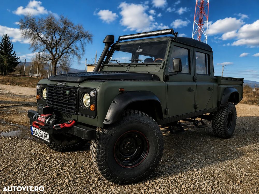 Land Rover Defender - 9