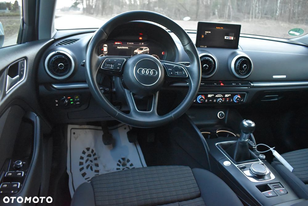 Audi A3 Sportback 2.0 TDI Edycja Specjalna - 34