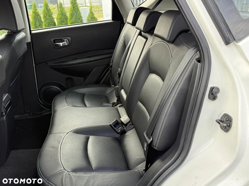 Nissan Qashqai 2.0 dCi 4x4 Tekna Premium - 9