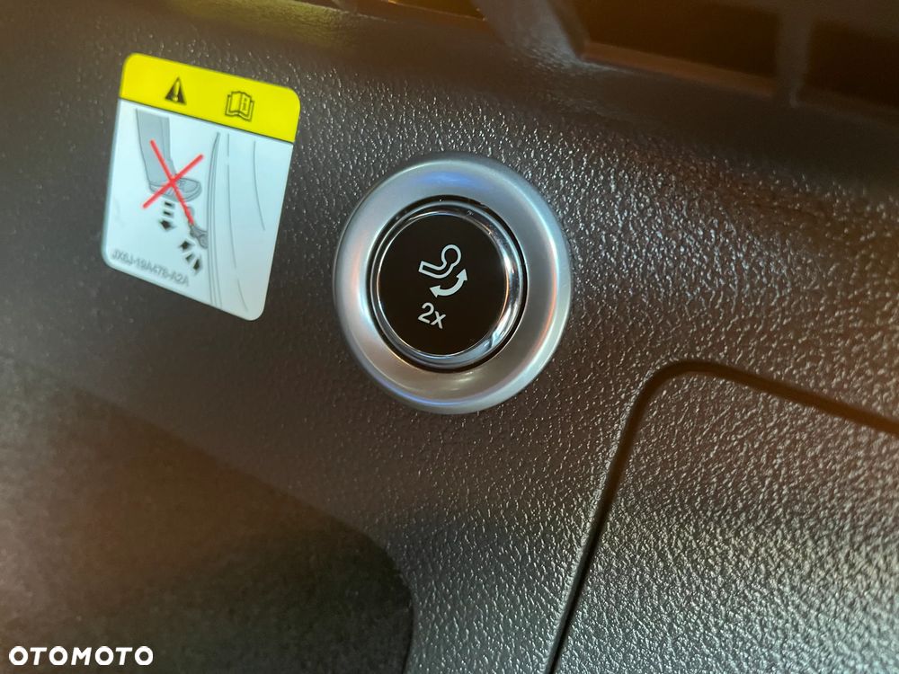 Ford Kuga 2.0 TDCi AWD Titanium - 11