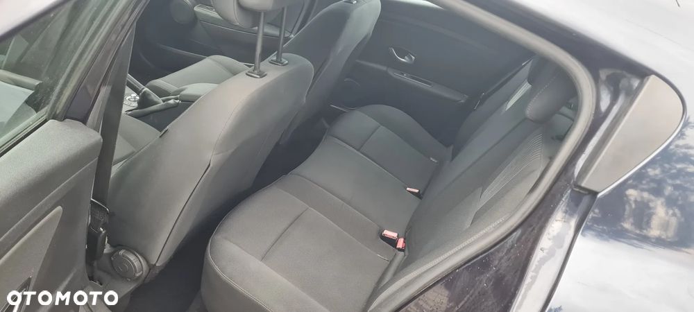 Renault Megane 1.6 16V 110 Authentique - 23